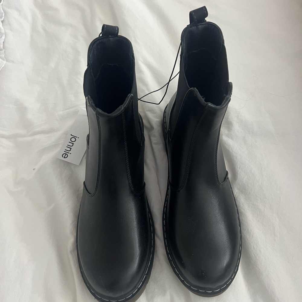 Black leather citybeach australia boots
size us womens 9 - Picture 4 of 5